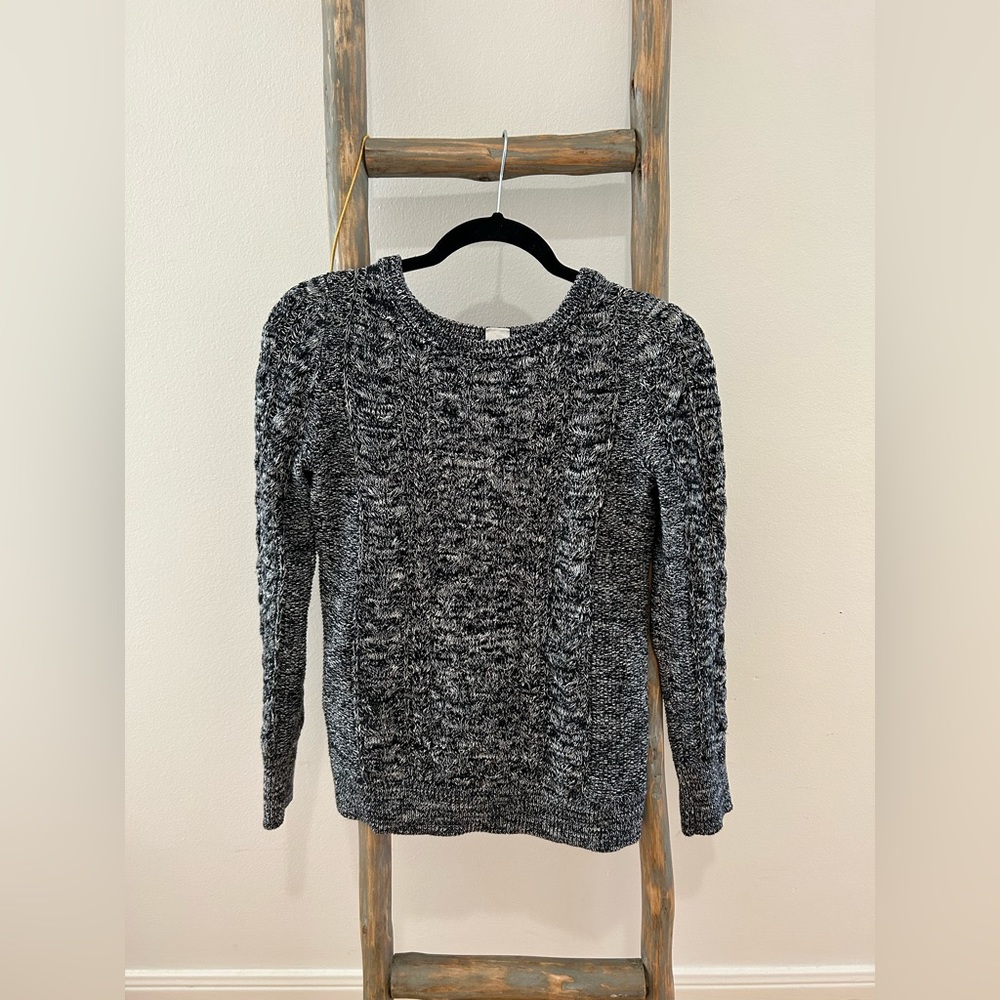 Black and white knitted Gap Sweater Size XS